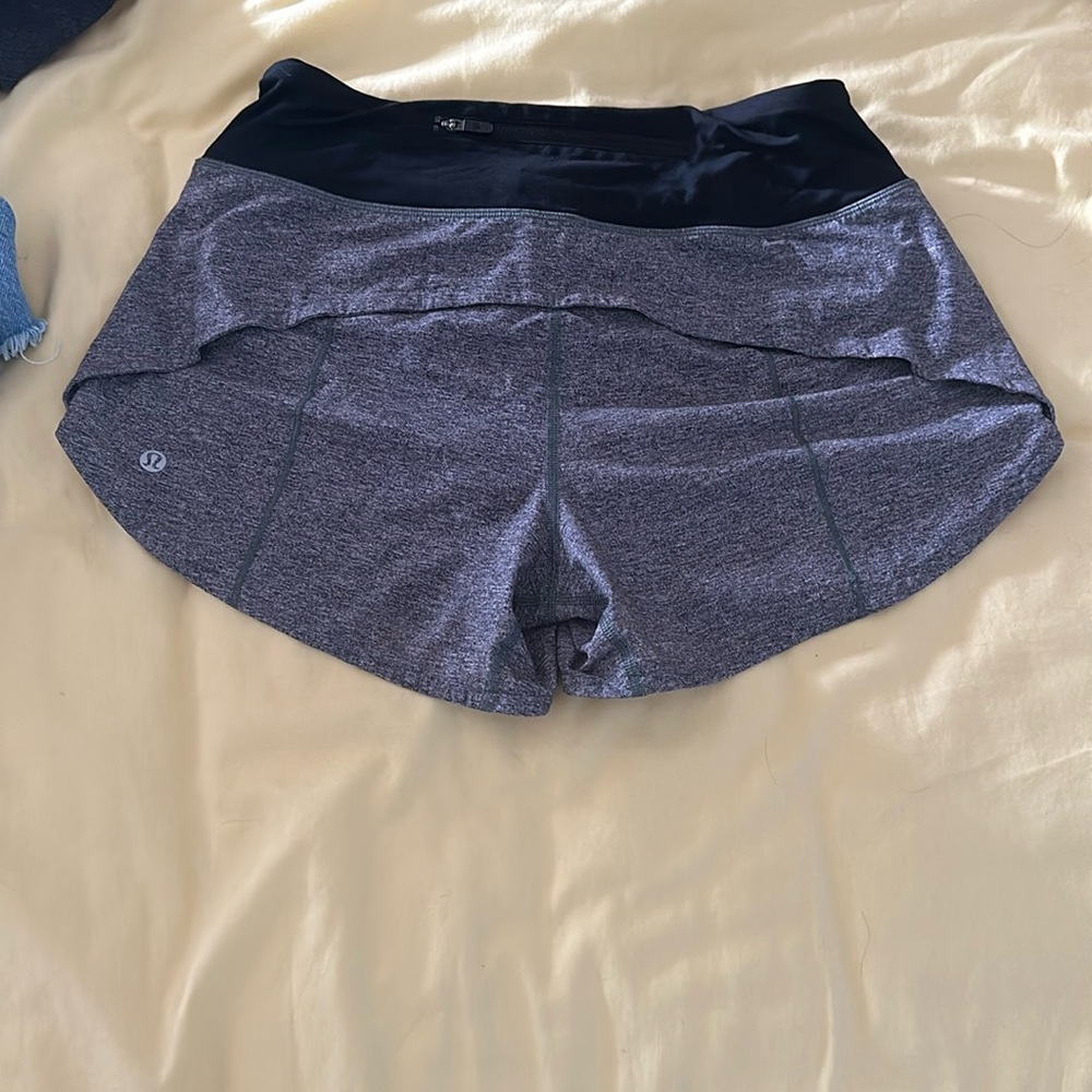 Lululemon Speed Up Shorts Size 6